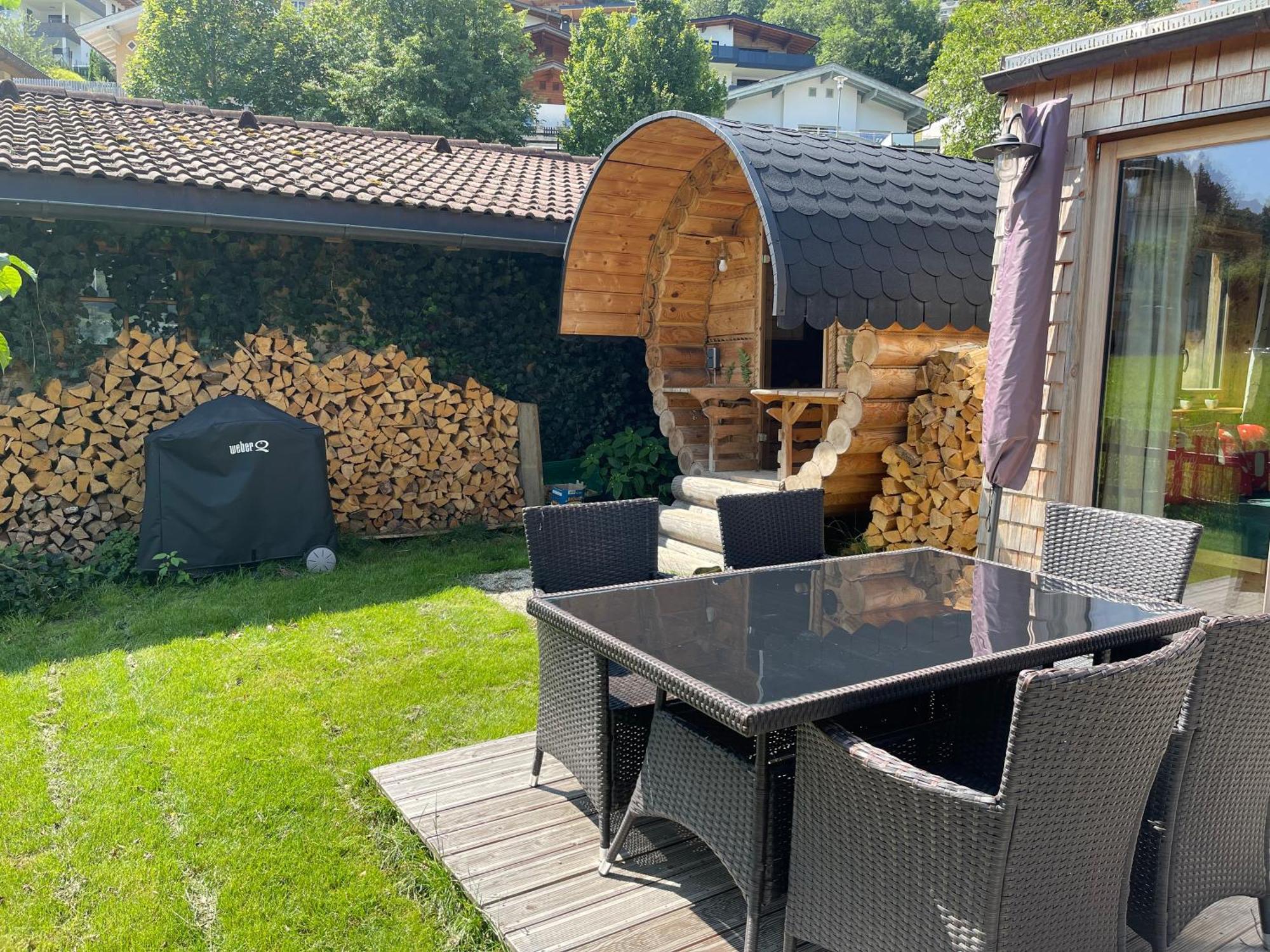 Chaleny - Das Erste Tiny House Chalet Im Zillertal Hainzenberg Exteriör bild